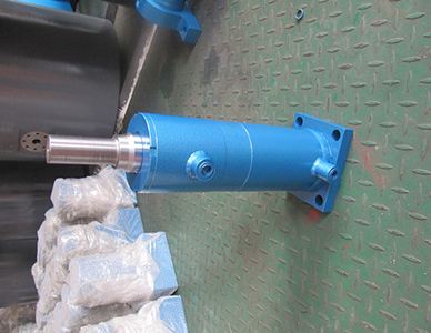 1763438324835542.jpg 非标底法兰焊接油缸.jpg